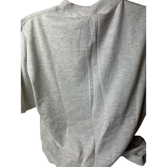 Vintage Mickey Mouse Embroidered Men's L/XL T-Shirt On Mickey, Inc Since 1926 Ta - Picture 3 of 10